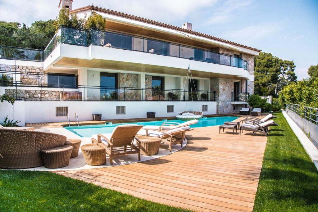 1785723 – Luxury villa