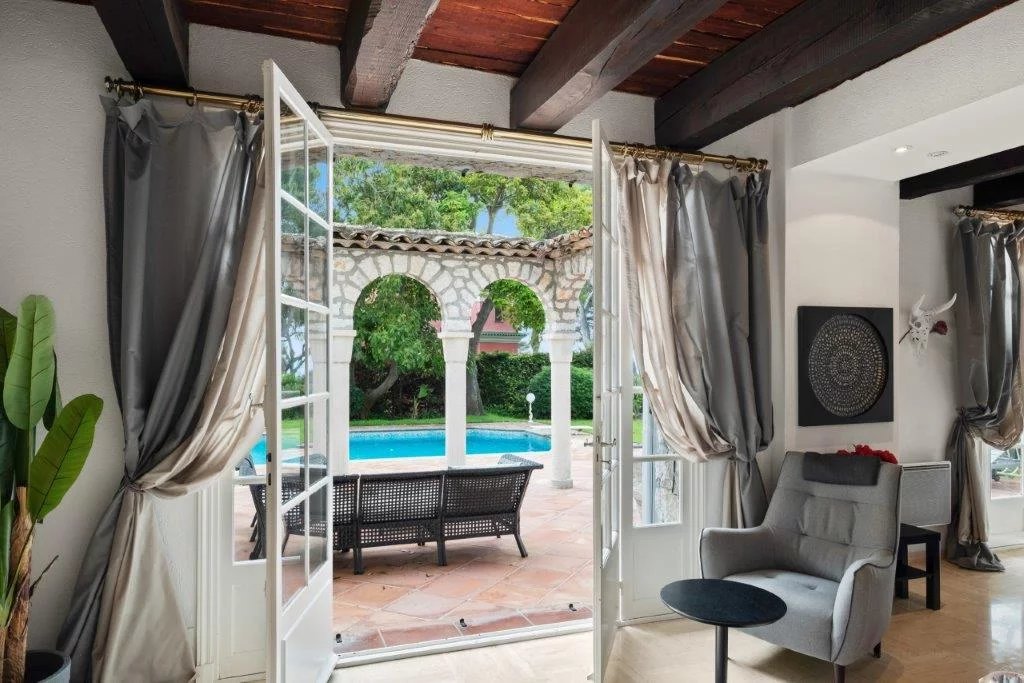 054109cc67bac6fe812fa858cfe46f5e_58b127493d_1024-original