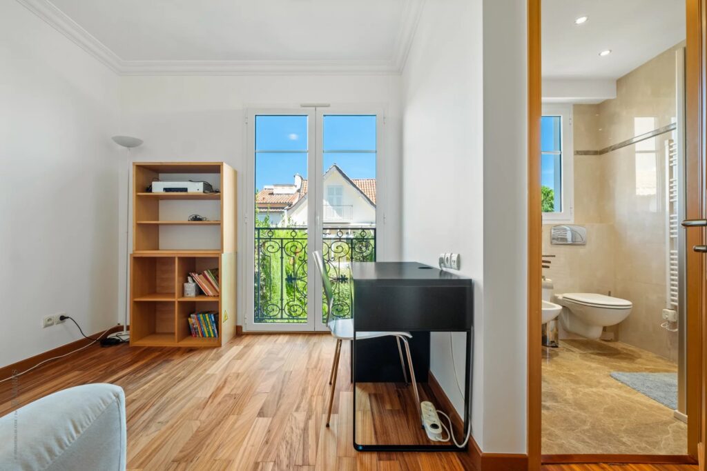 0a806a0aa5d4cbf95db3f2197fbb4f2e_18d89c2112_1920-original