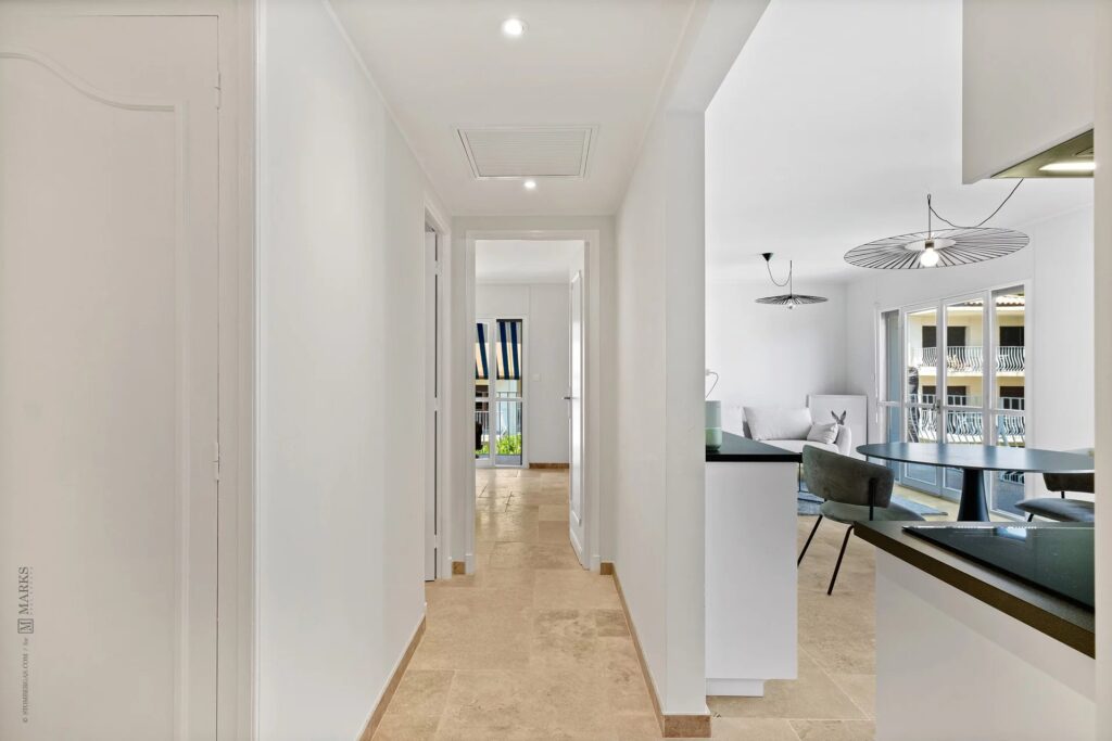 0ee57a740e7c5bb87bf058d3682ede0d_8eb3044082_1918-original