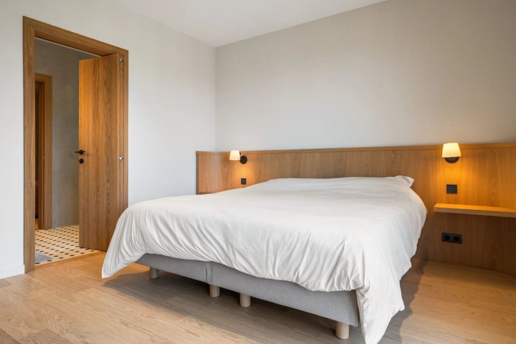 13718423340474a5de3e7ed6bb86ab7e_09de495842_1920-original