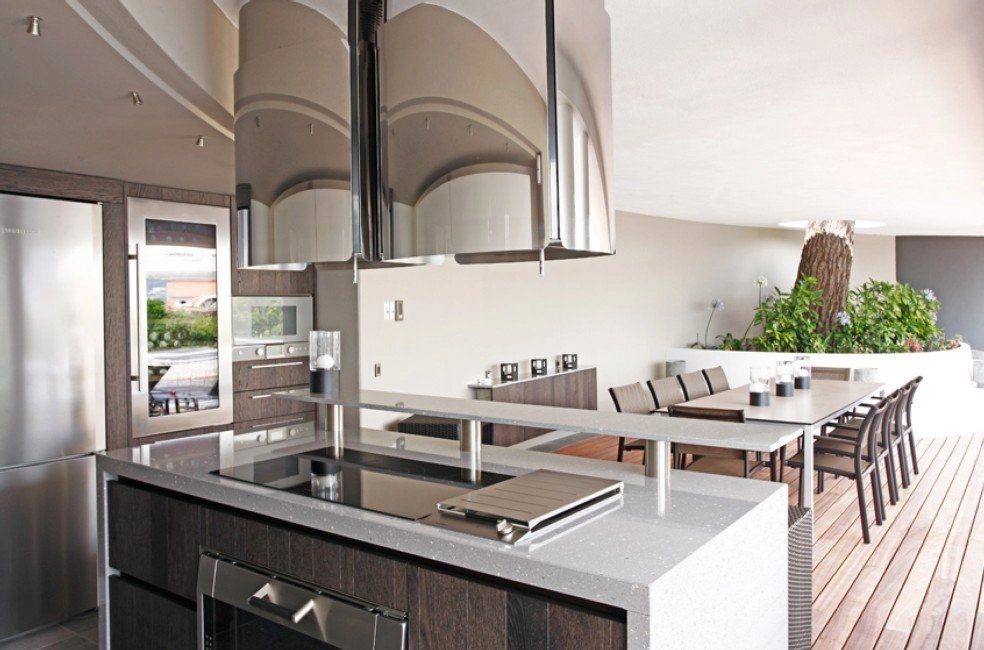 2a11c4b6e64a72305be2d93fbec63ceb_52ef5522a3_984-original