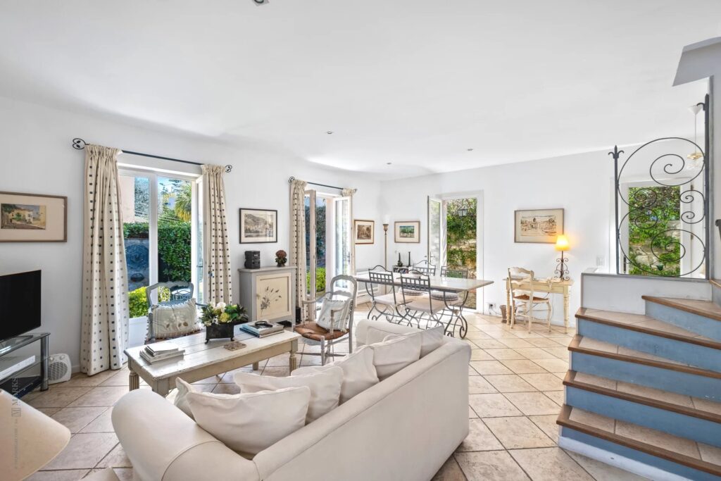 2b29c558824b44d2fd343f0fe56d9b5a_202248213d_1920-original