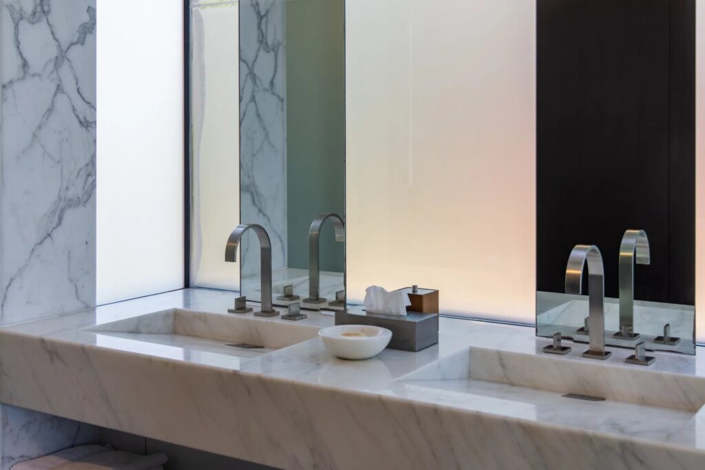 2d2bd9611ac14505f8ac4488d3dbd6da_a1b9712304_1920-original