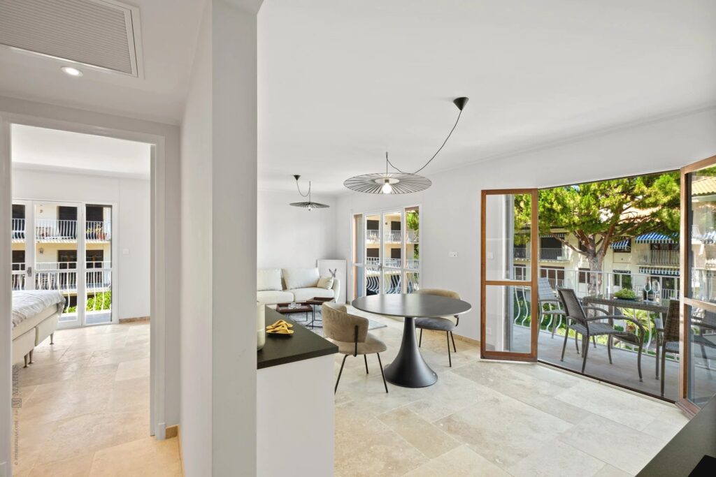 2f02dee6ccaba17dd9f8c6cc8474fa11_0780096693_1920-original