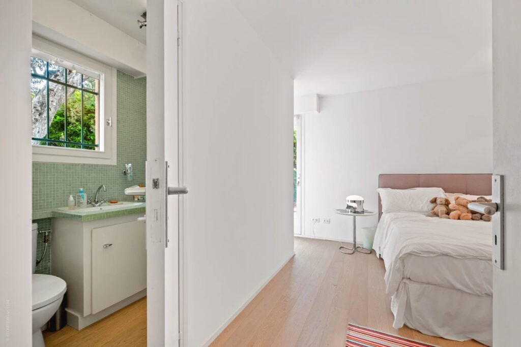 352f00e770af0b44dff2821521133d51_64243e6438_1920-original