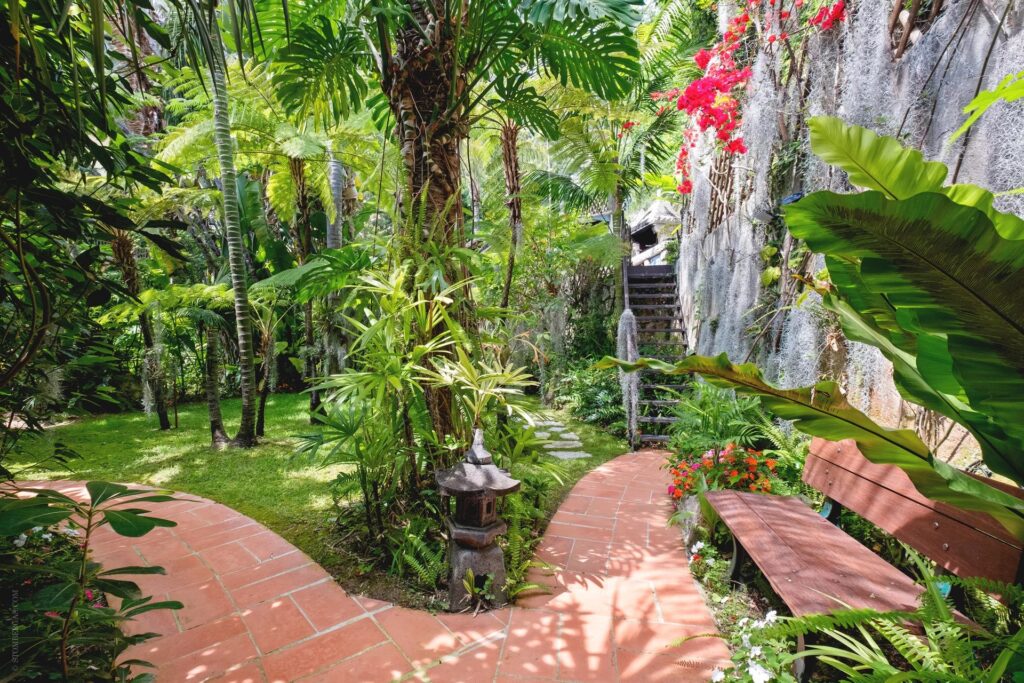 3f7251d03e3ce74a3637d85be35f02f1_e460dabf12_1920-original