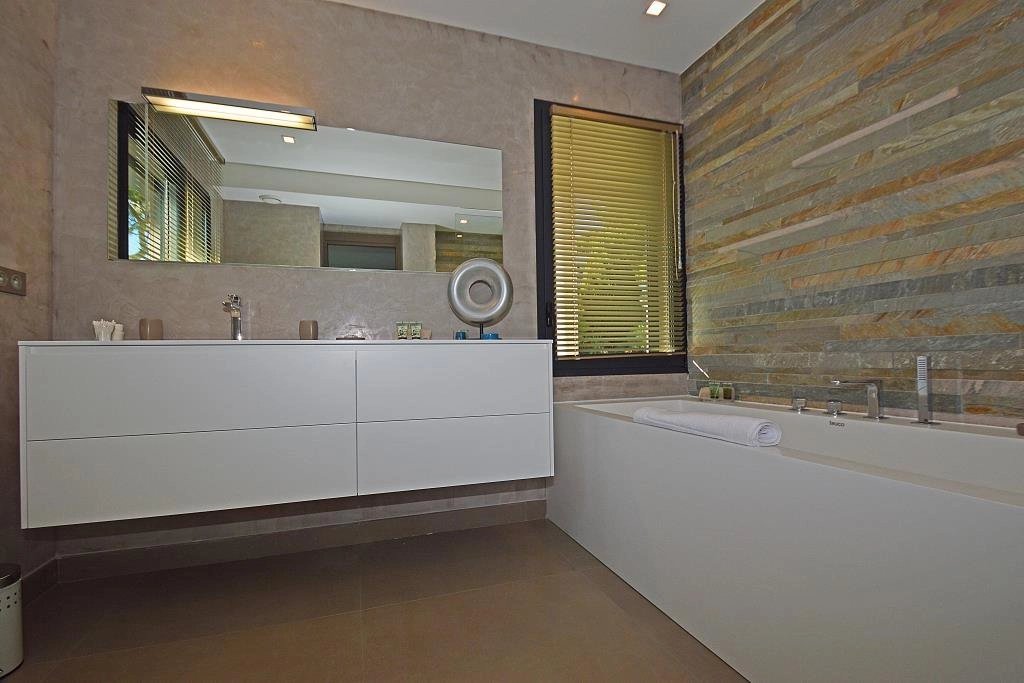 4091bc2b06b18fccb5832eeb9255567f_599ef82d8d_1024-original