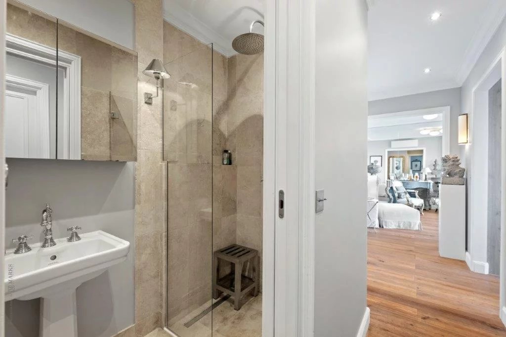 44fbde8c55b3236de790337347f21bd4_74549a49d3_1024-original