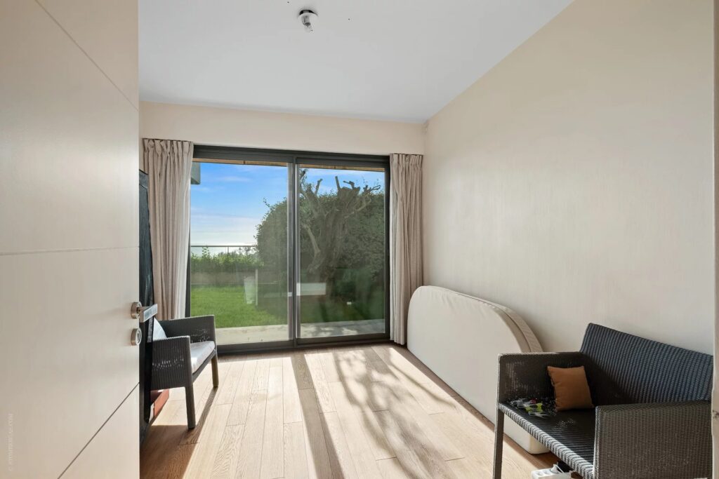 4a108a3e7817a70d2efc4af1af201f05_3b63e662e0_1920-original-1