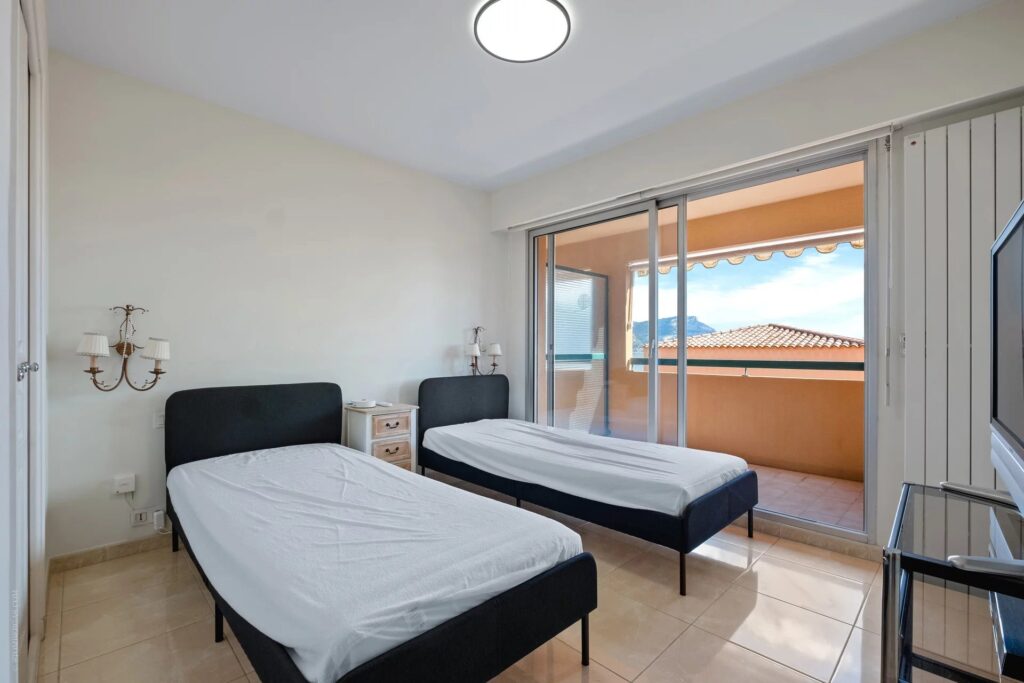 6847a7ad9a10239f45914d4922aaa852_a07d4a2f35_1920-original-1