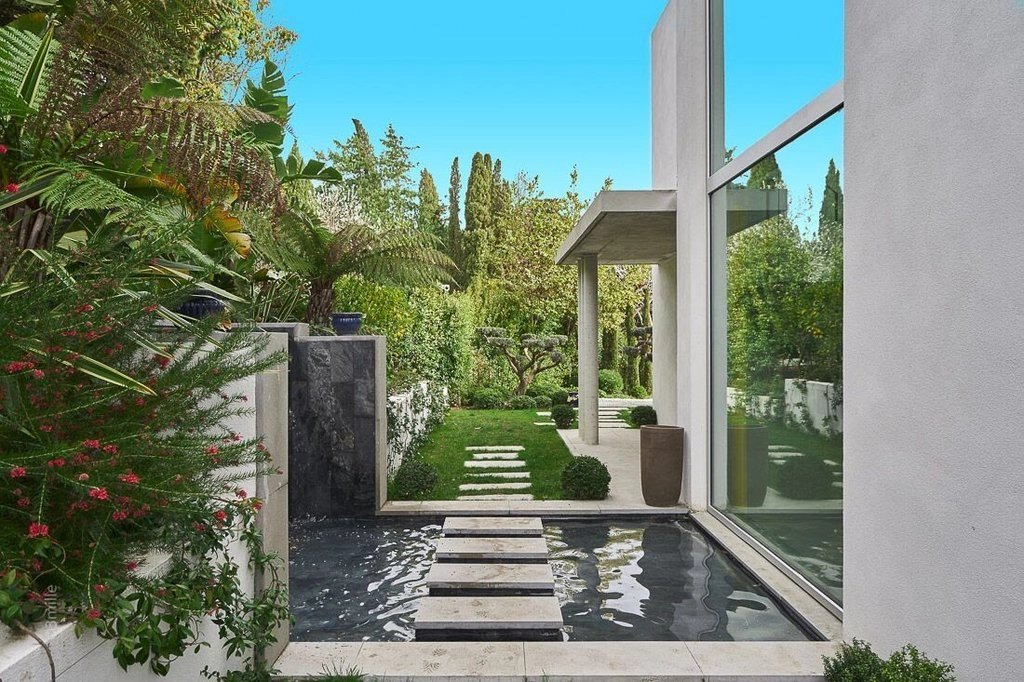 6ac9b1e24e74478e5d532cc4ea1b3ae4_6e4bc976c8_1024-original