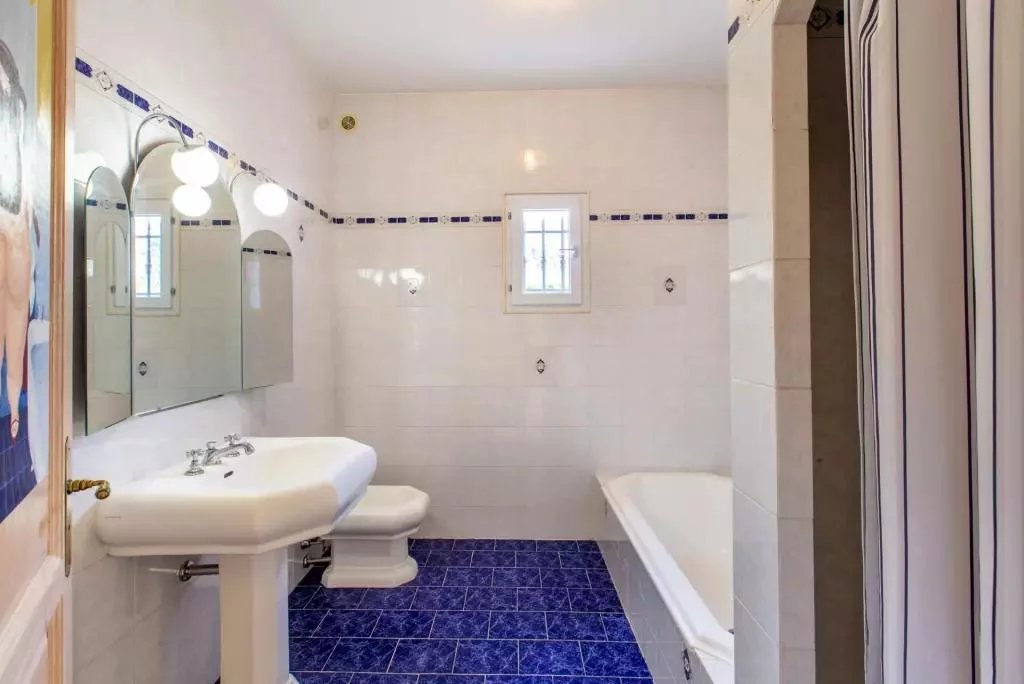 6e2cc7d2e672c7a4c82325c7c65168de_77ae3206a1_1024-original