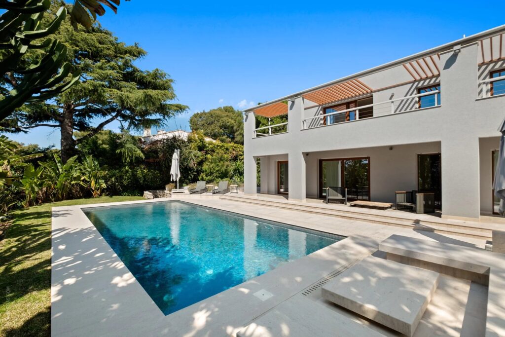 6f06b1ea3b7780bee8f14db15684e471_b396138036_1920-original