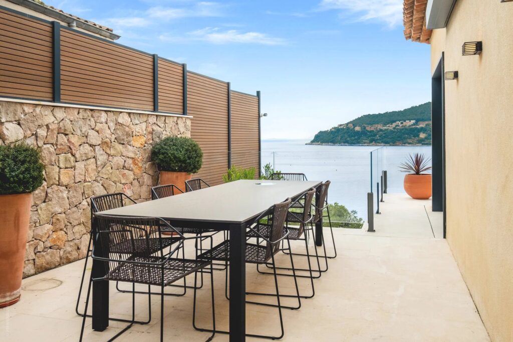 9e662742931242a52156e4aefc744591_e1032f8735_1920-original