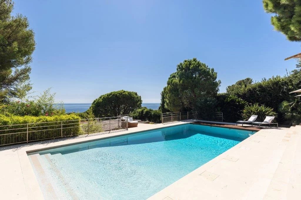 9ec40a7748229141f79c736e0c42c9a1_c10a0438e4_1024-original