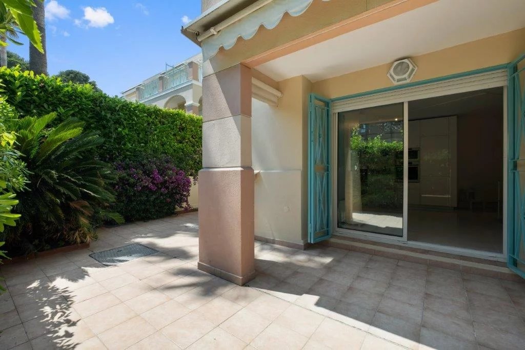 bbbcb35b6420424ac8b956cf6f7a8dd0_0541a46ae5_1024-original