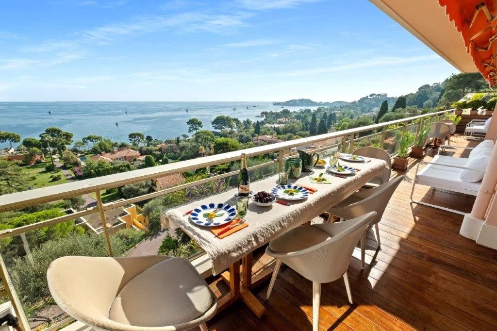 c0ea54dcb7cc44d9bb59256d2d1eb0be_a7d9209719_1024-original