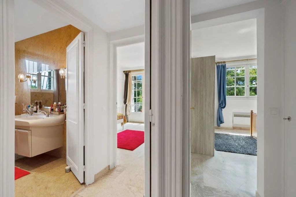 c7bcbf2da9a27e9e42e7c20d2e53c124_8164c1d722_1024-original