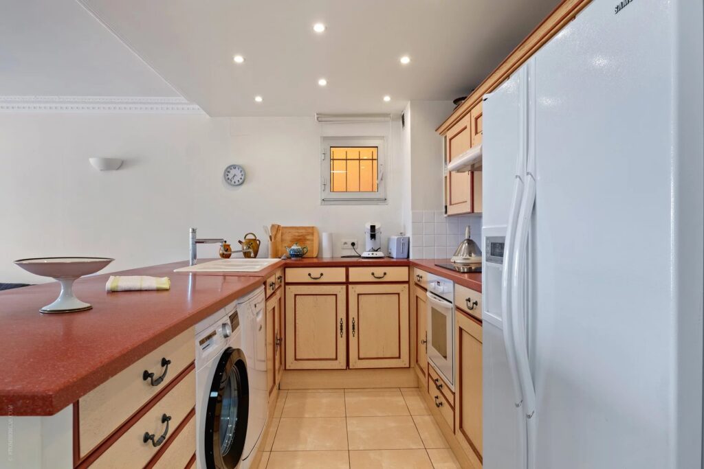 d1fb8b22445fd5c3b5470e496d5ea5f0_b60e0008c1_1920-original-1