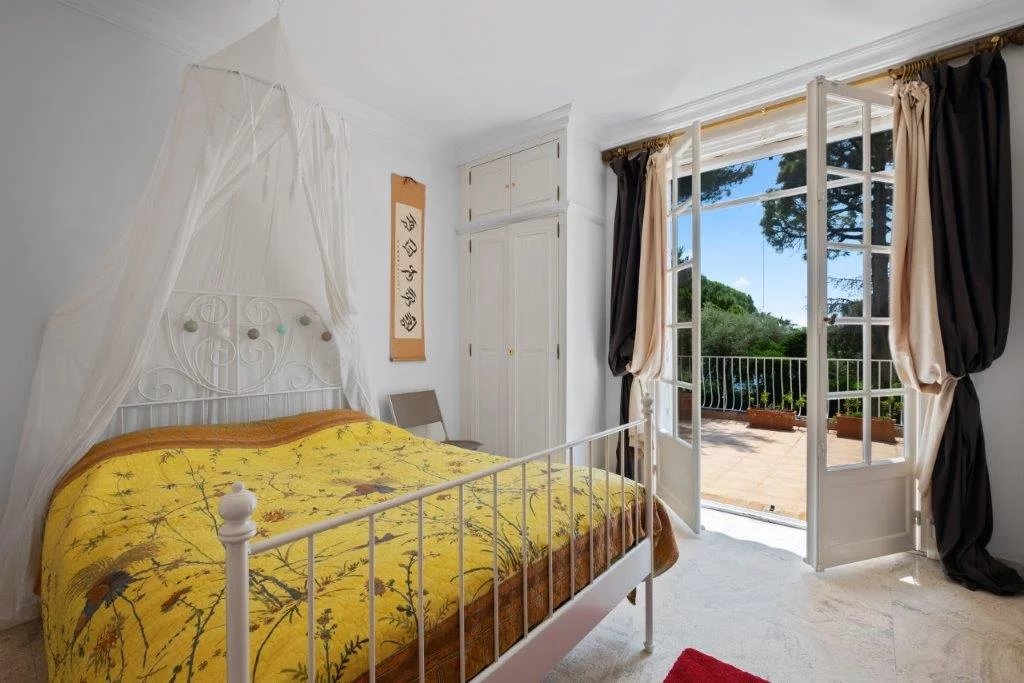 d228130d42c2bd4f05493c6d898dee8e_2bb46f008e_1024-original