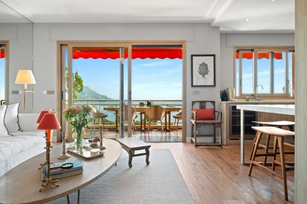 d841accf23a0402d240e8f45bd6ae38e_105473aa39_1024-original