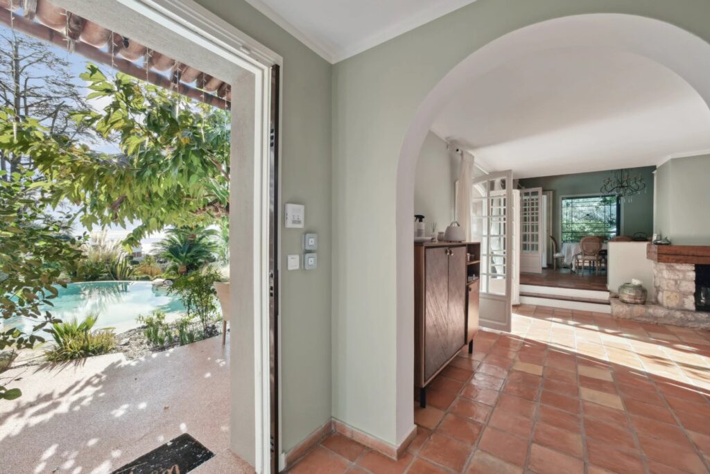 d9ea5ed0b5e741ad77566257a1a98060_a47b935c6b_1920-original