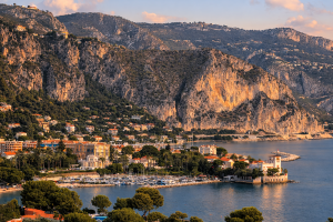 Découvrez Beaulieu-sur-Mer, commune entre Saint-Jean-Cap-Ferrat et Monaco