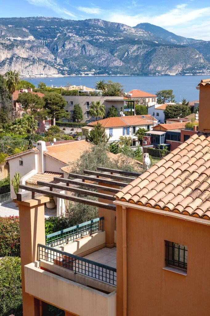 e40a61f14b1af11217a69ae6dd58520b_15a19dc2bd_1280-original-1