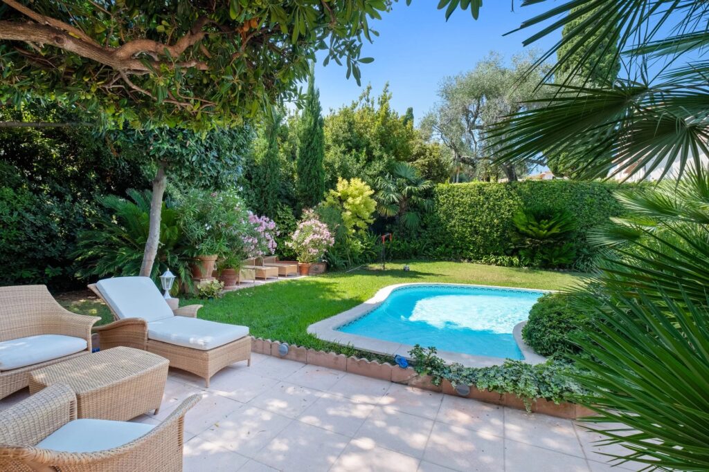 fb512734b0275c2112cbe637646bb78a_3696d38474_1920-original