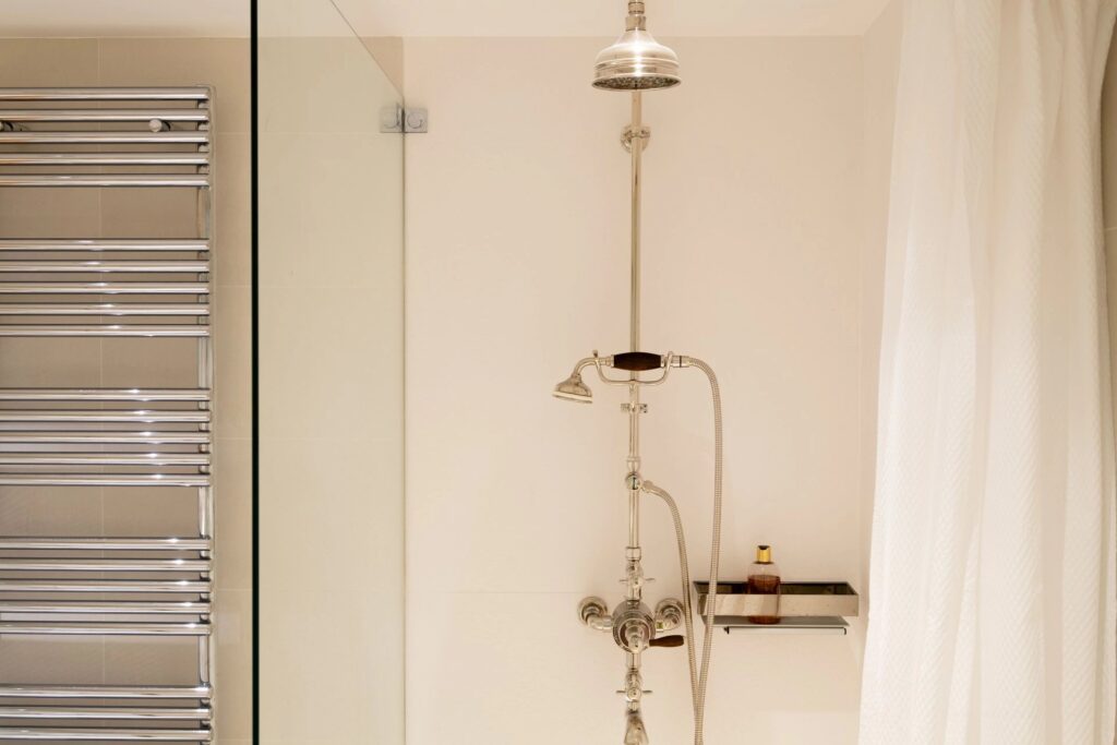 fd6142b3a0f3c2485364223403700502_8100e92e0c_1920-original