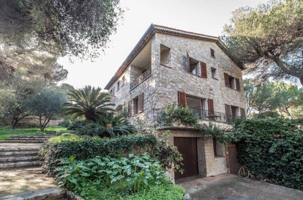 1071577 – Charming stone villa on the peninsula