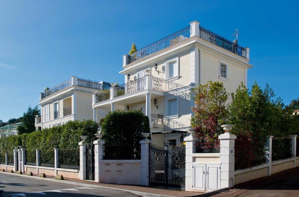 1071628 – Spacious Belle Epoque villa with fantastic views