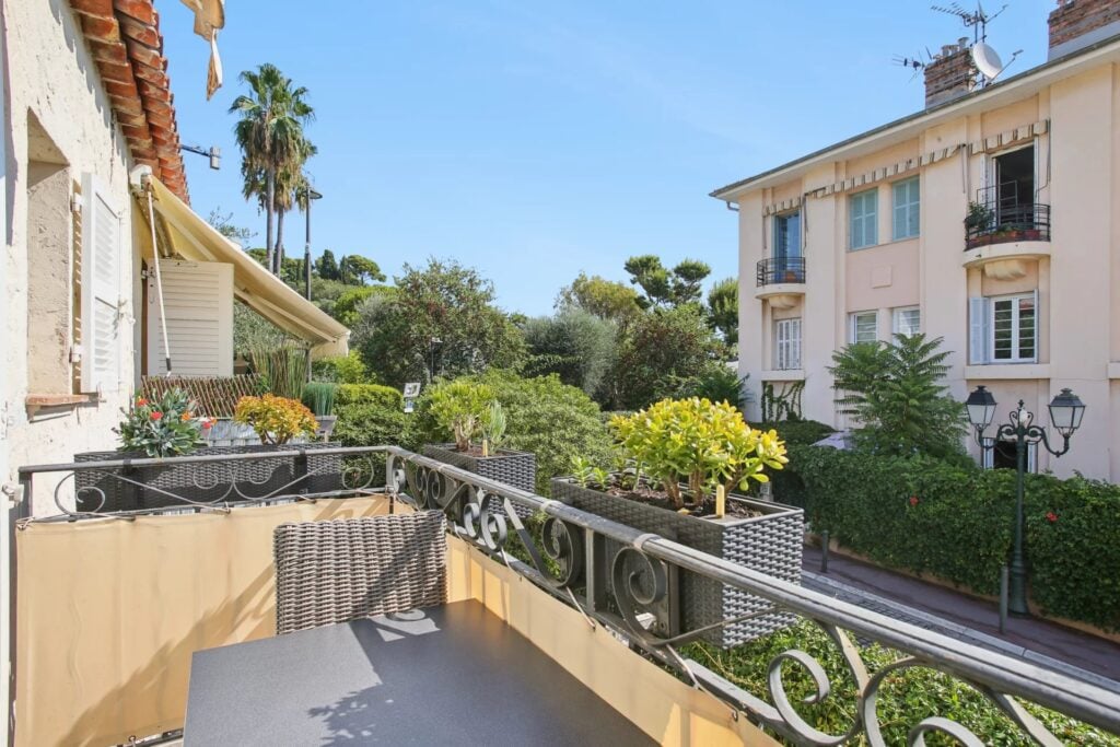 87265666 – Studio avec mezzanine au dernier étage à Saint-Jean-Cap-Ferrat