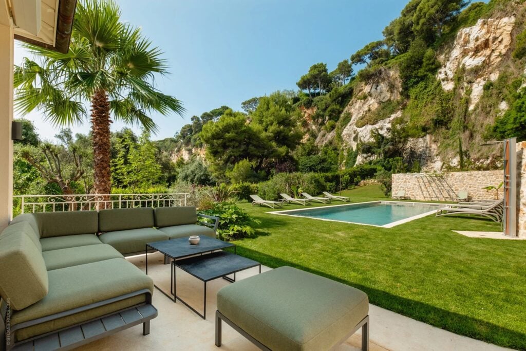 85671642 – Luxury villa with spacious garden and pool near the sea